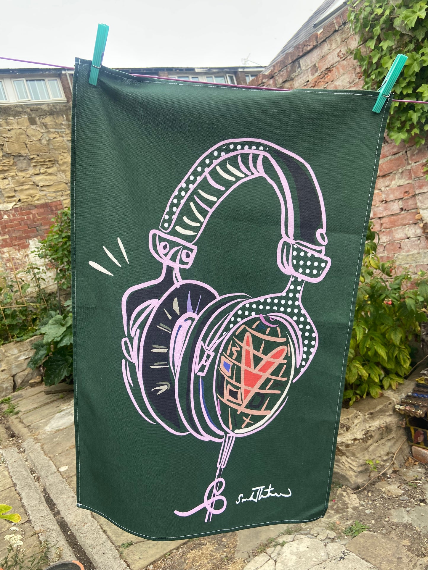 Lost in Music ( green ) Teatowel